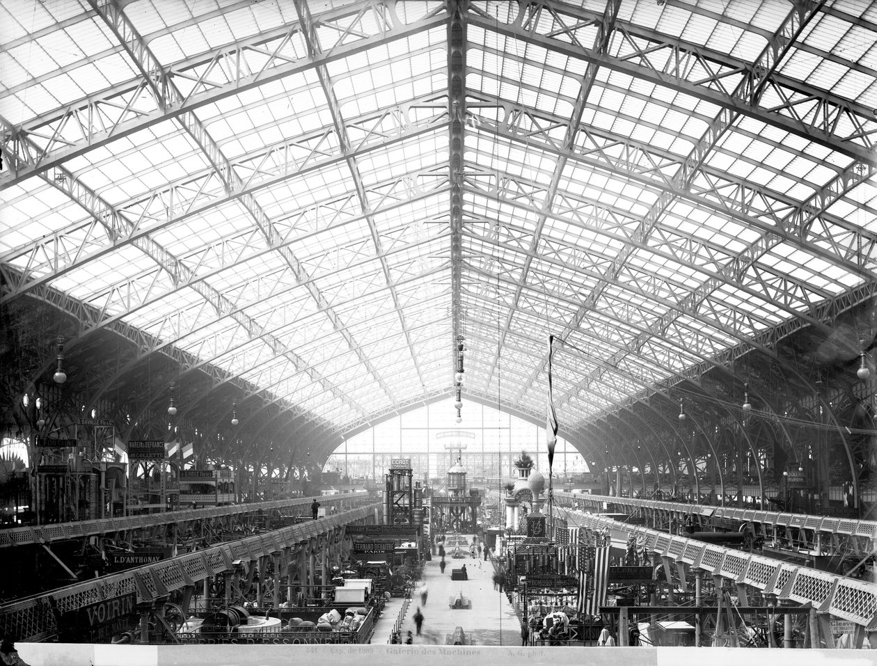 Maskinhallen, världsutställningen, Paris, 1889 av Adolphe Giraudon