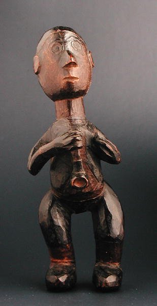 Stående figur av en europeisk man som håller en pipa, Sydöstra Afrika, sent 1800-tal (trä) av African