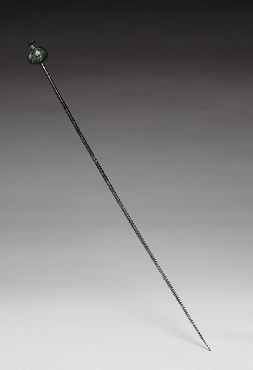 Garment Pin, ca 1400 f.Kr. (gjuten och smidd brons) av Age Bronze