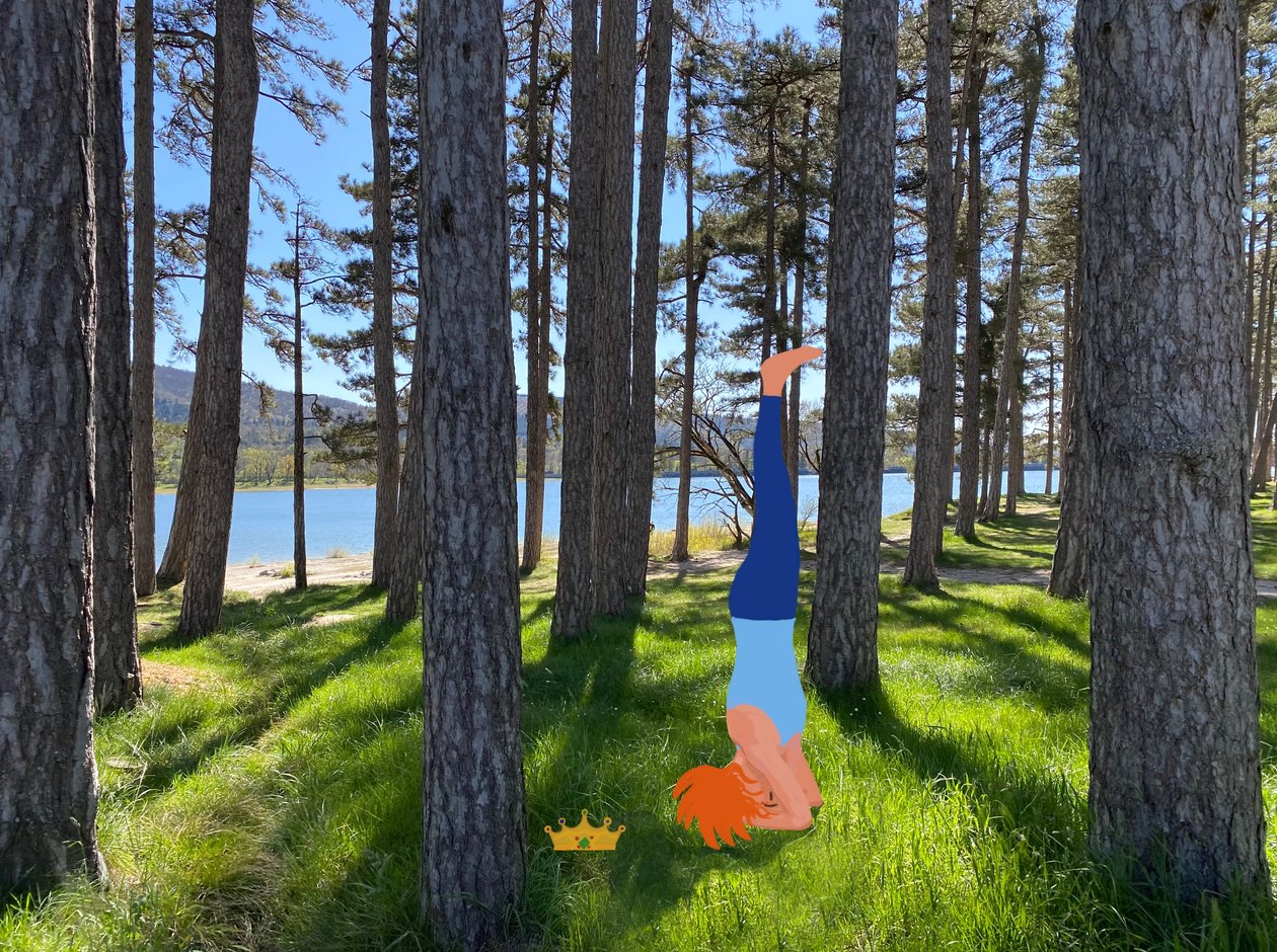 Sirsasana, 2023 (digital konst på fotografi) av Agnes Girardon
