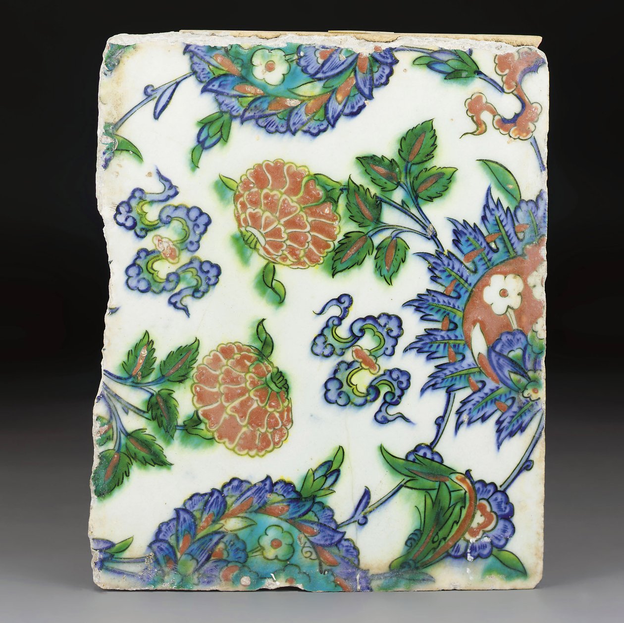 En Iznik polykrom keramikplatta, ottomanska Turkiet, sent 1500-tal (keramik) av Albert Schule