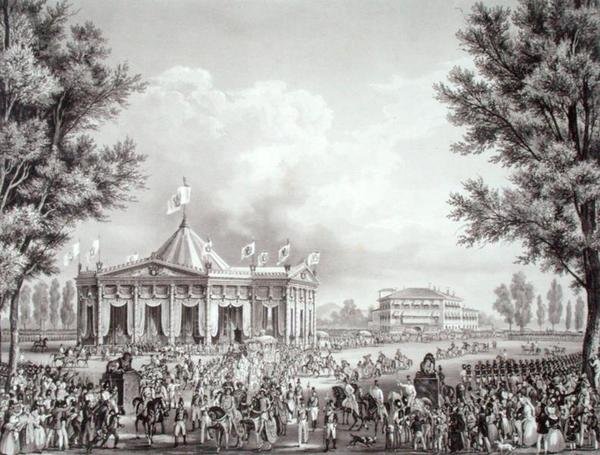 Procession som passerar paviljongen som restes för tillfället av Ferdinand I:s kröning (1793-1875) av Alessandro (after) Sanquirico