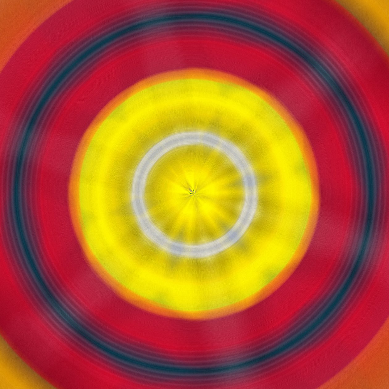 Ögonfrukt, 2019, (blandade media) av Alex Caminker