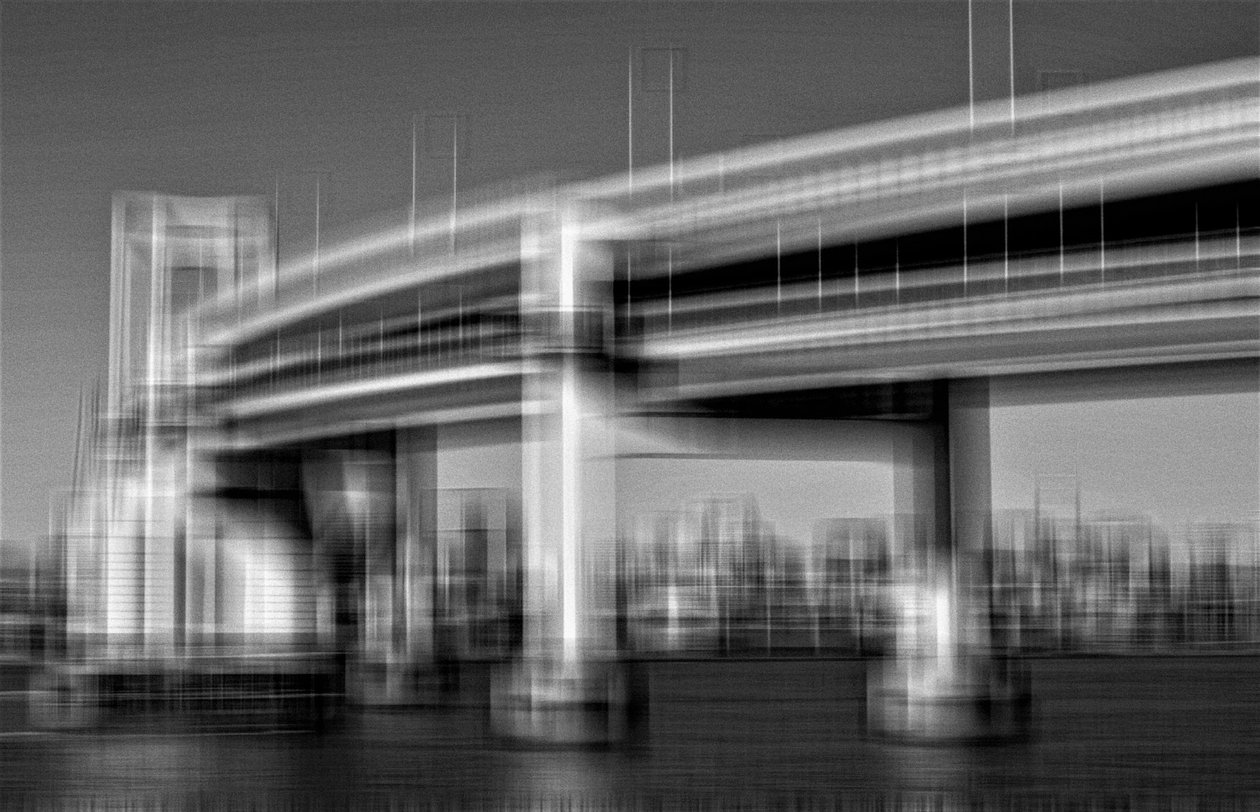 bridge from the strings ,2019,(fotografi) av Alex Caminker
