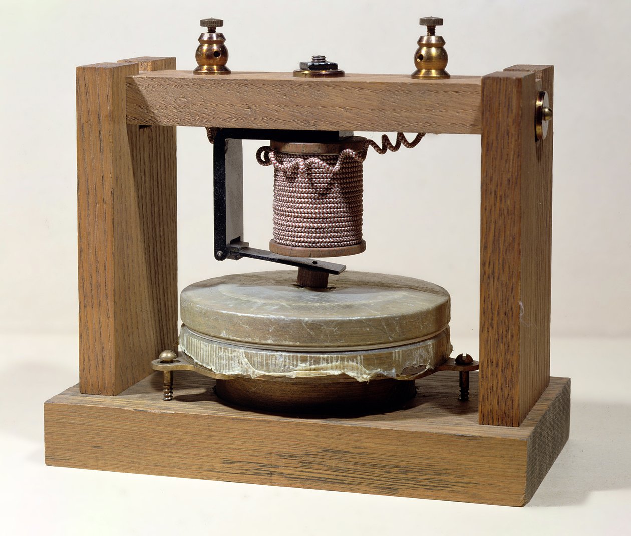 Prototyp av en telefon, 1873 av Alexander Graham Bell