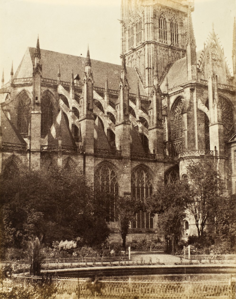 St. Oven, Rouen. 1856 (albumin silvertryck) av Alfred Capel Cure