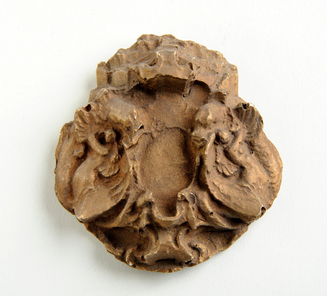 Maquette för en nyckelbåge med en kärleksallegori (bronserad gips) av Alfred Gilbert