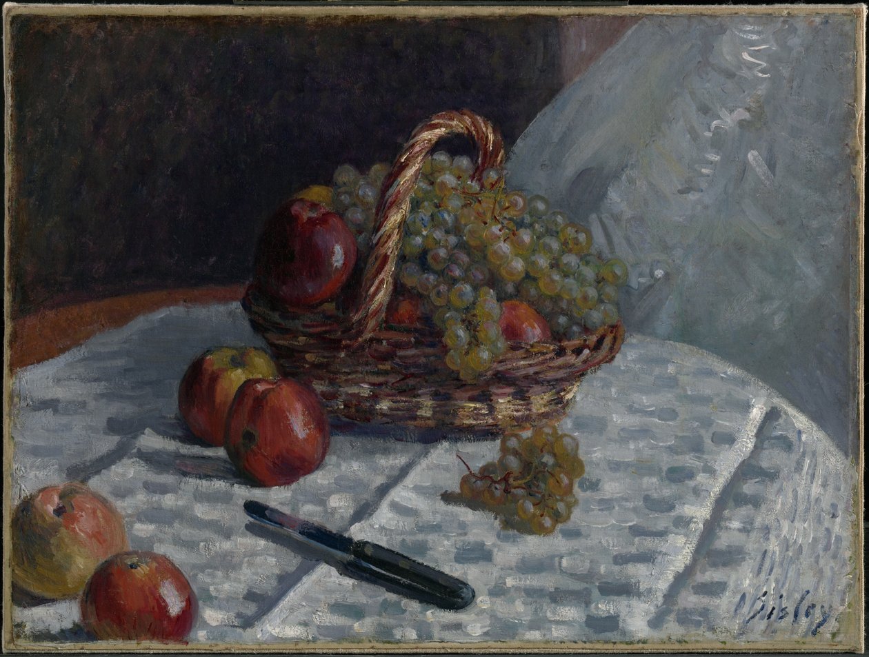 Äpplen och druvor i en korg av Alfred Sisley