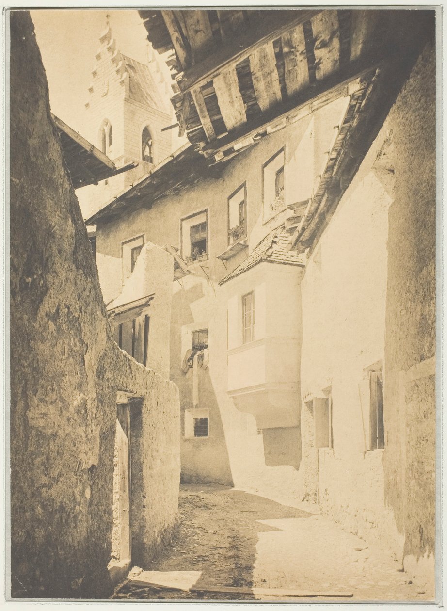 En gata i Sterzing, Tyrolen, 1890. av Alfred Stieglitz