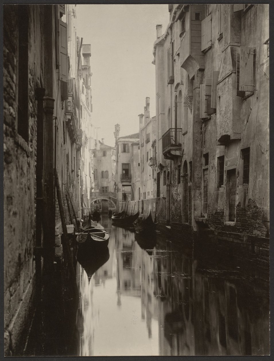 En venetiansk kanal av Alfred Stieglitz