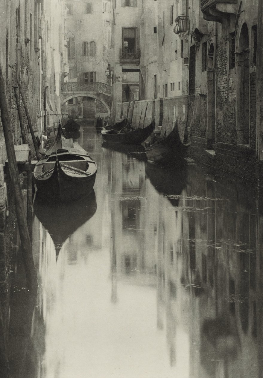 En kanal i Venedig av Alfred Stieglitz