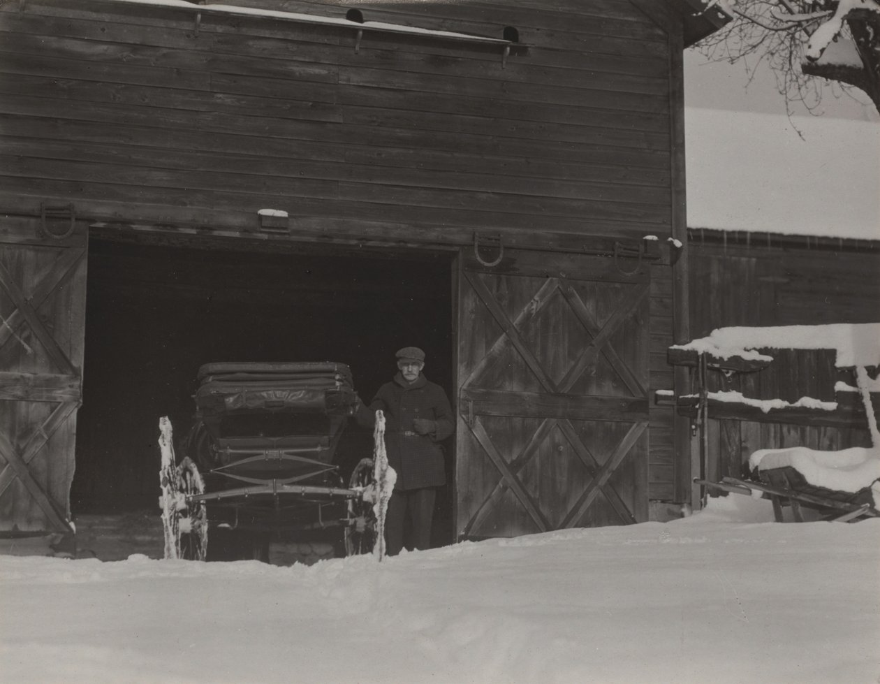 Lada, vagn och snö av Alfred Stieglitz
