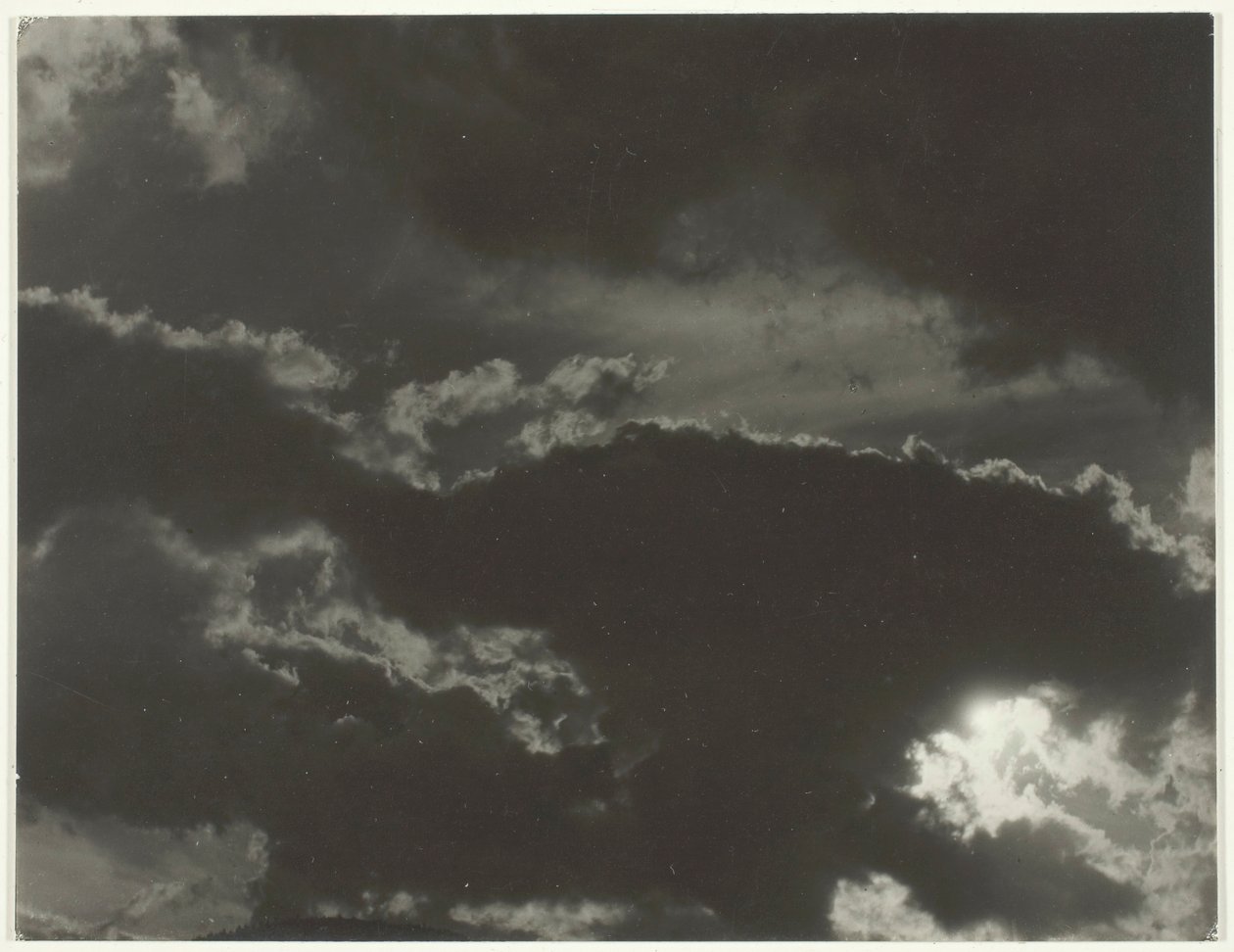 Motsvarande, 1927. av Alfred Stieglitz