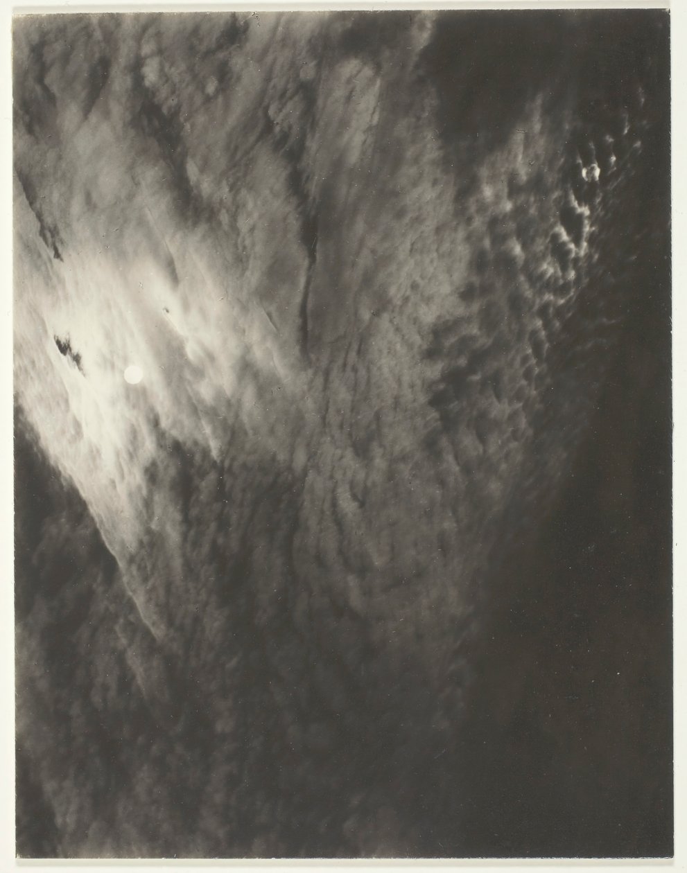 Motsvarande, från Set A Third Set, Print 7, 1929. av Alfred Stieglitz