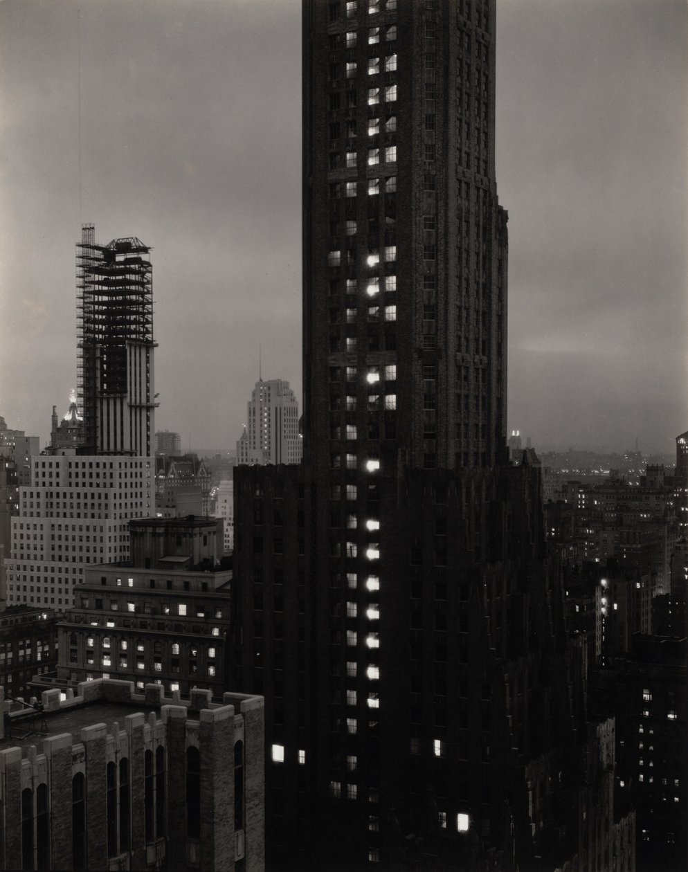 Från mitt fönster på Shelton, mot norr av Alfred Stieglitz