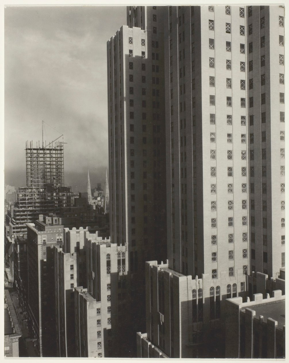 Från mitt fönster på Shelton, West av Alfred Stieglitz