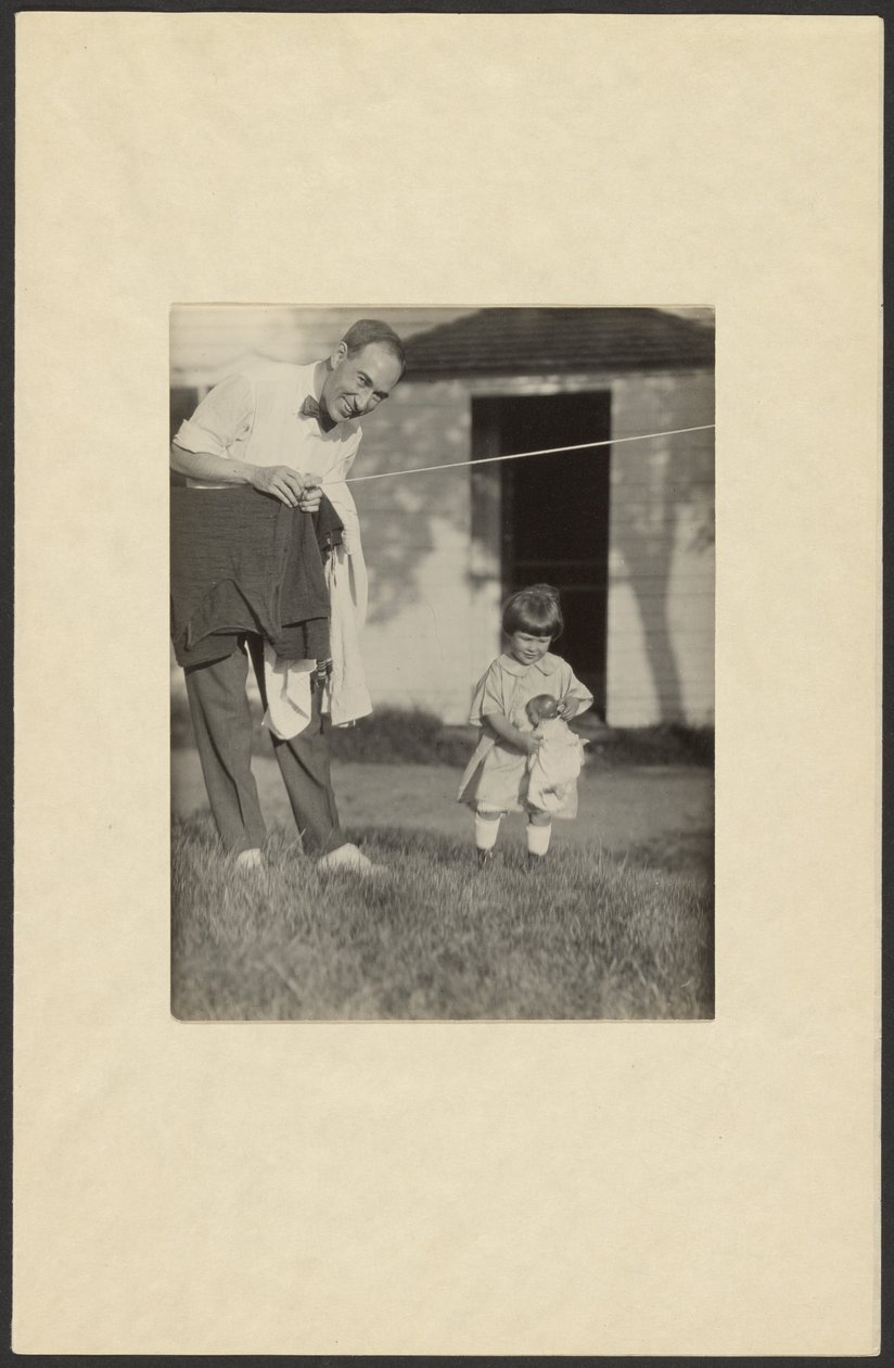 [George och Yvonne Boursault, Lake George] av Alfred Stieglitz