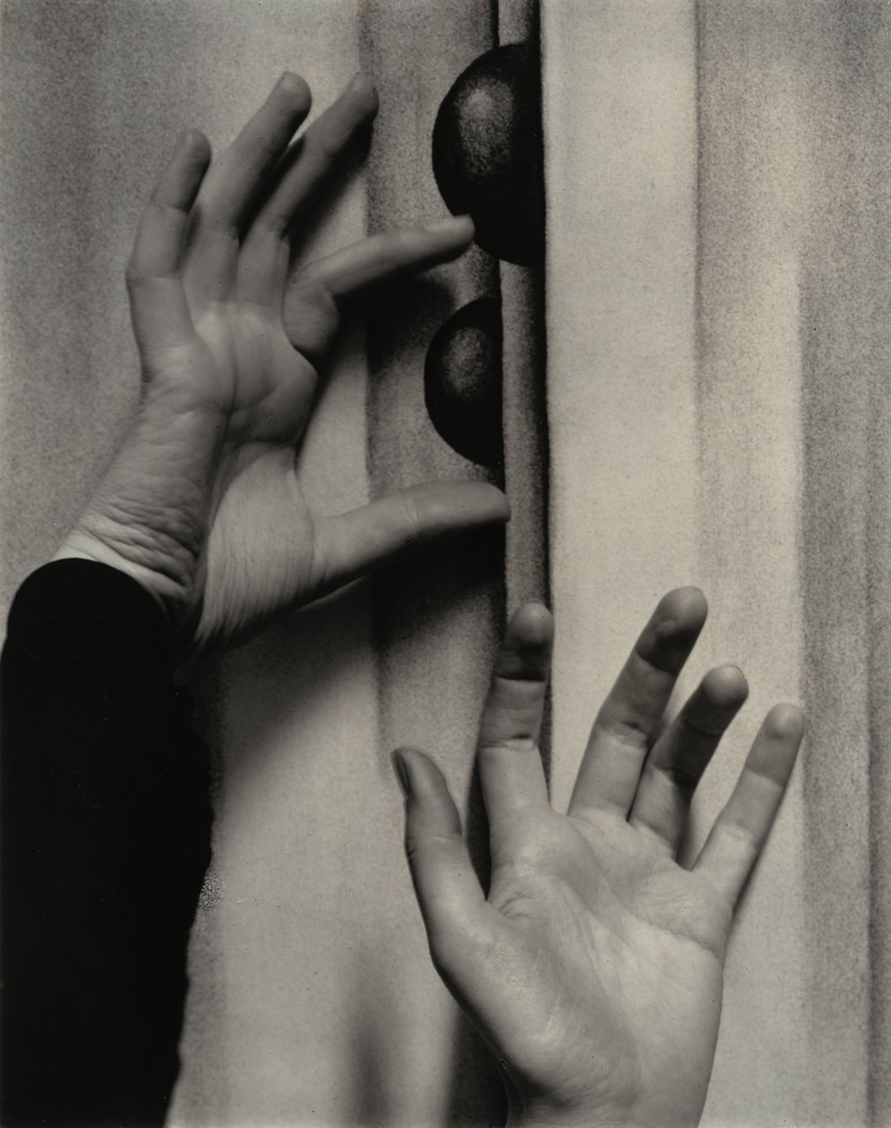 Georgia O’Keeffe – Händer av Alfred Stieglitz