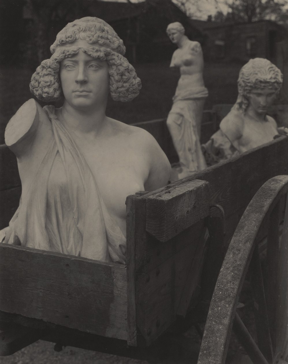 Judith körs med vagn från Oaklawn till kullen, eller Sättet konsten rör sig på av Alfred Stieglitz