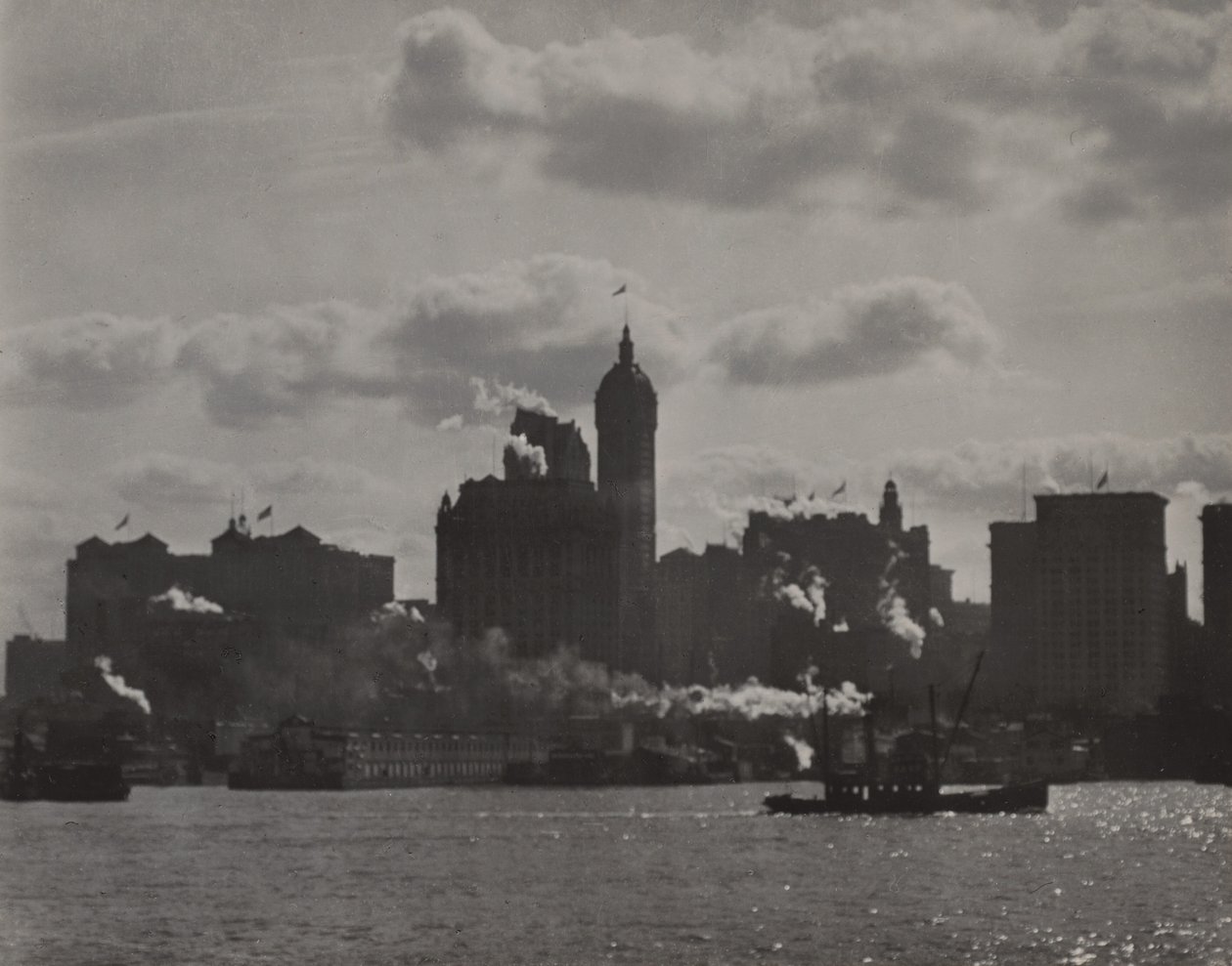 Singer Building sett från Hudsonfloden av Alfred Stieglitz