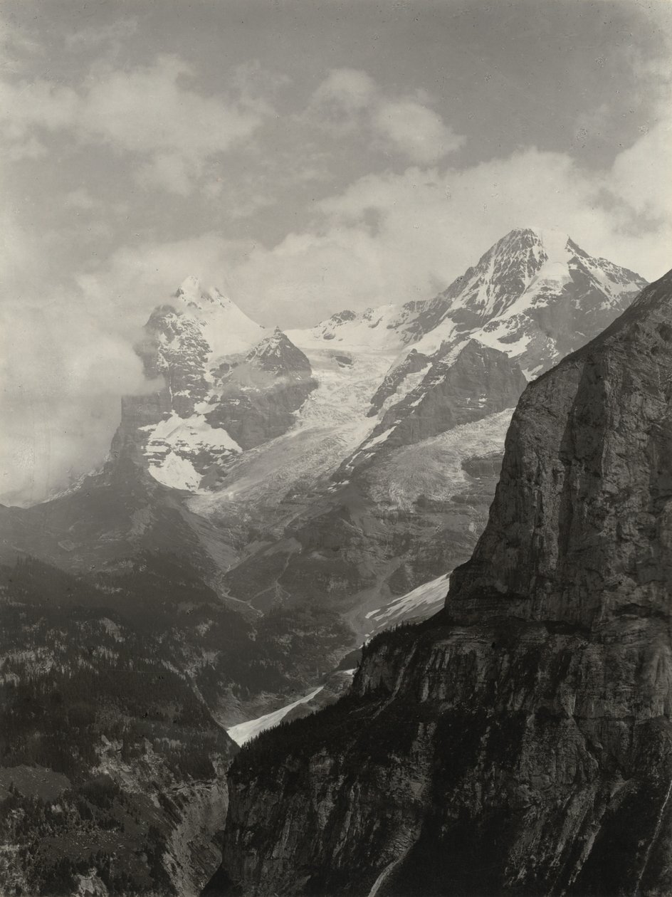 Jungfrau-koncernen av Alfred Stieglitz