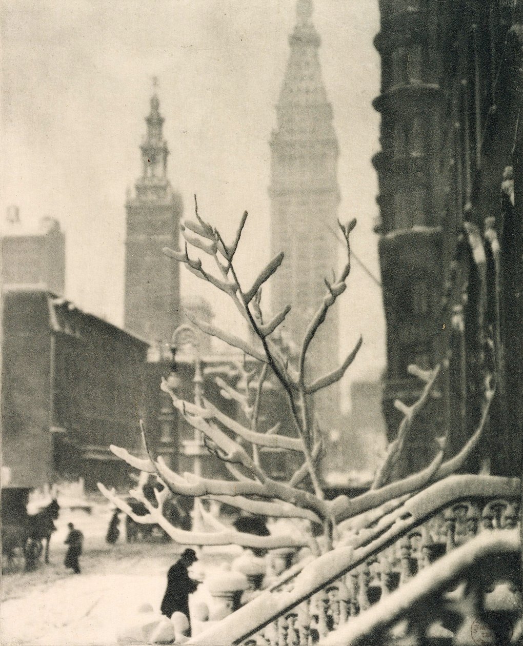 Två torn - New York av Alfred Stieglitz