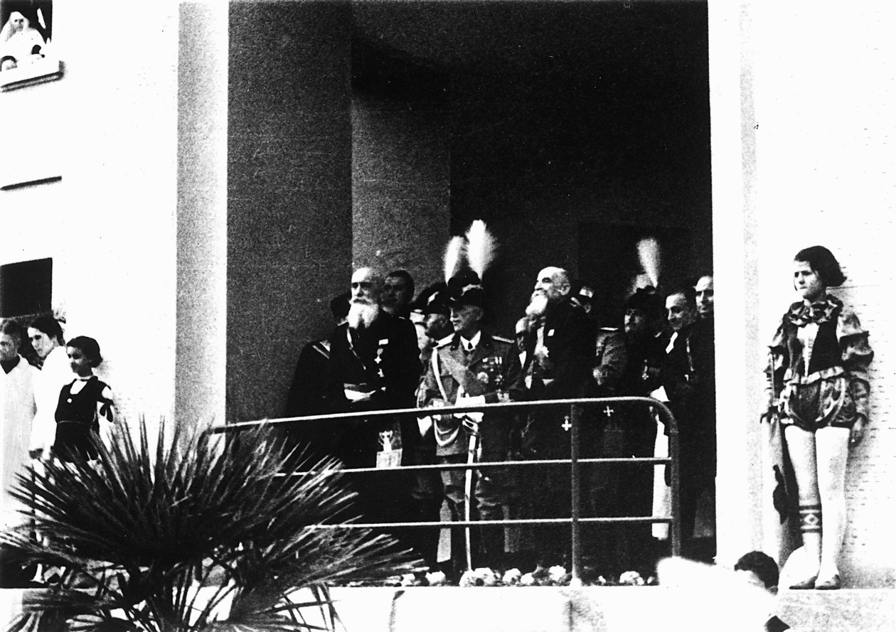 Villa Rosa Maltoni Mussolini: officiellt besök av Victor Emmanuel III (s/v foto) av Fratelli Alinari