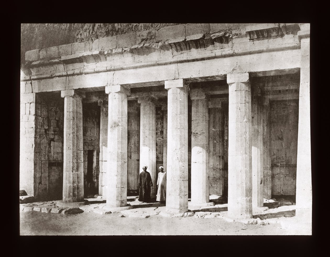 Fasaden av Anubis kapell, det stora templet vid Deir El-Bahri (lanternrutschbana) av American Photographer