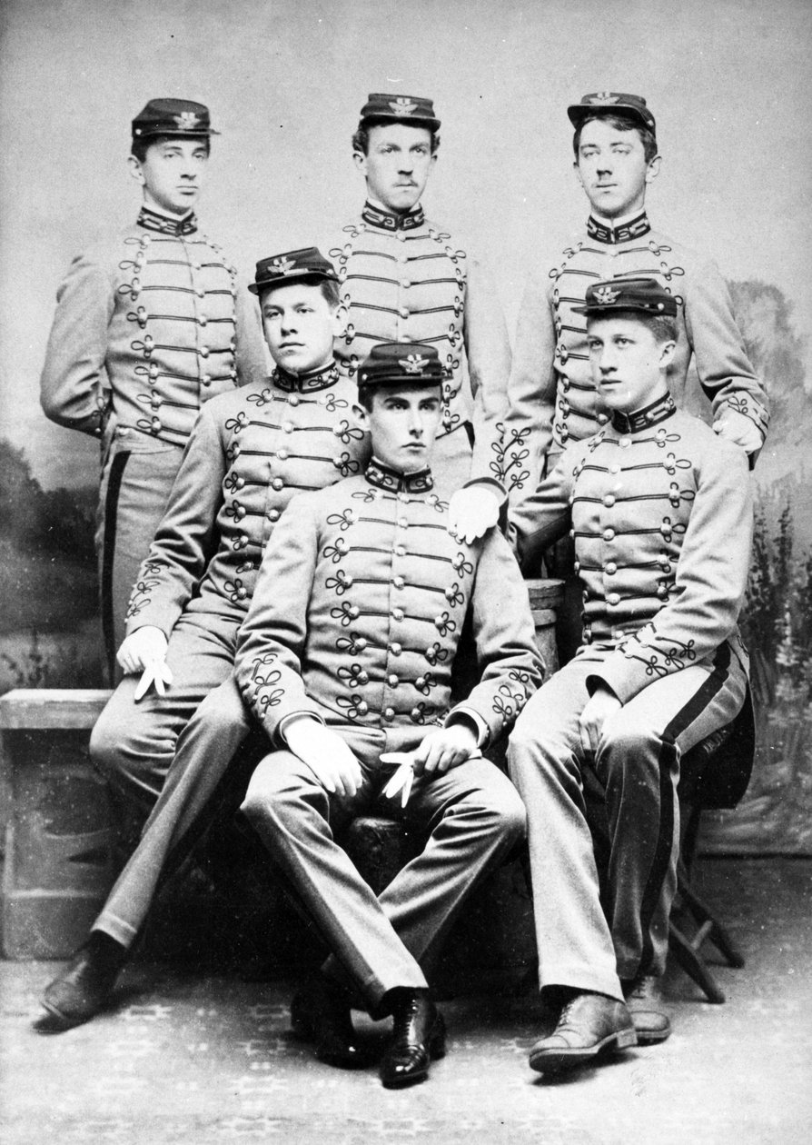 Gruppporträtt av kadetter som tar examen från militärakademin, c.1860 av American Photographer