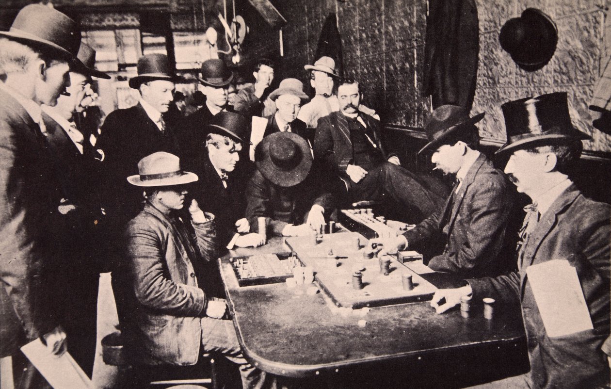 Spelar Faro i Orient Saloon i Bizbee, Arizona, 1903 av American Photographer