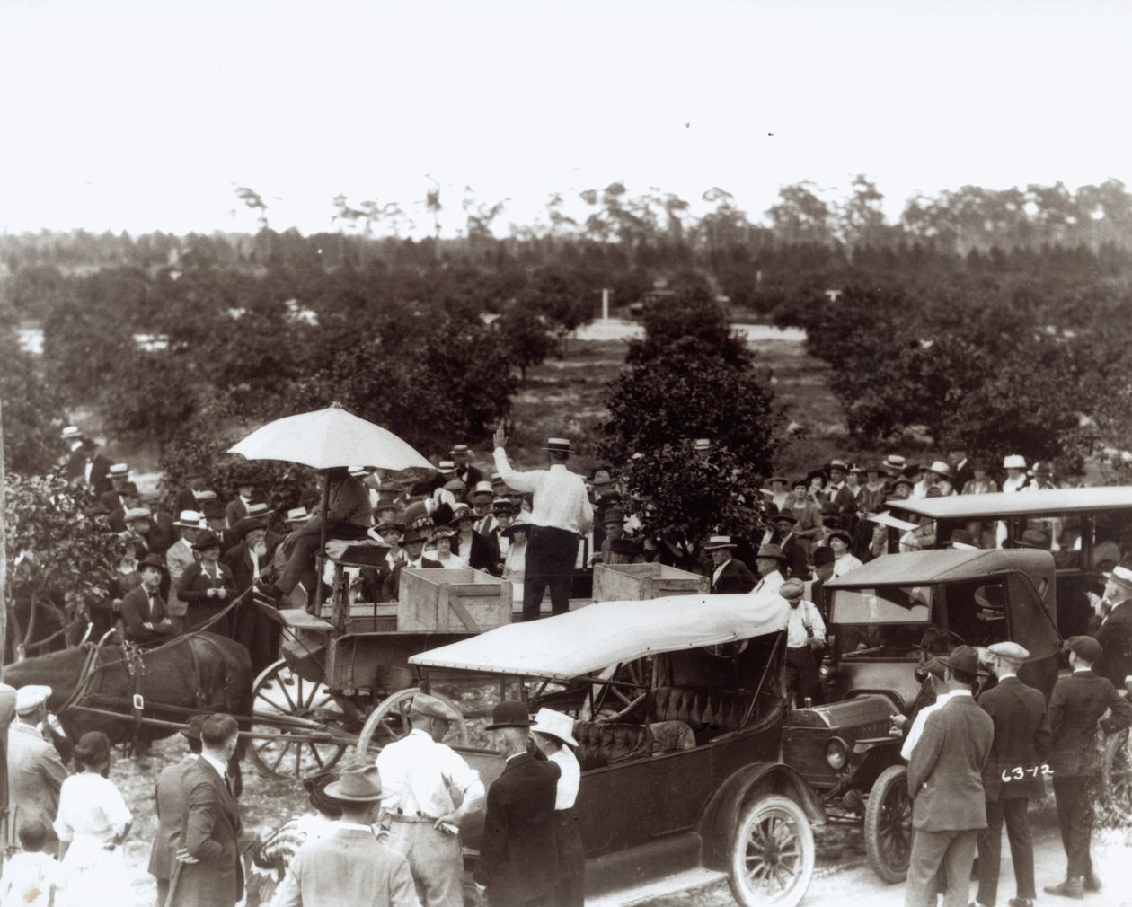Säljer mark i Coral Gables, 13 december 1920 av American Photographer