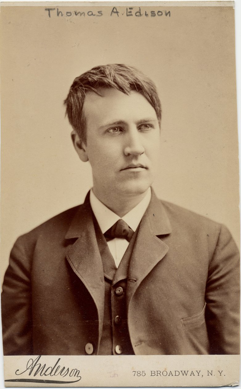 Thomas Alva Edison (1847-1931), amerikansk uppfinnare, foto av Anderson, New York (albumfoto) av American Photographer