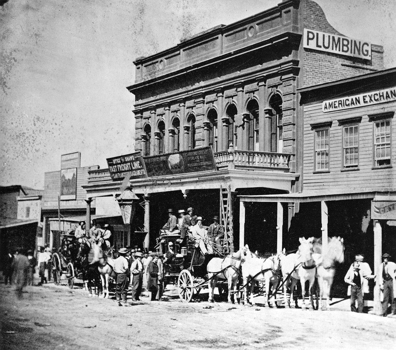Wells, Fargo und Co.s Express Office, C Street, Virginia City, Nevada, från Gems of California Scenery publicerad av Lawrence och Houseworth, 1866 av American Photographer