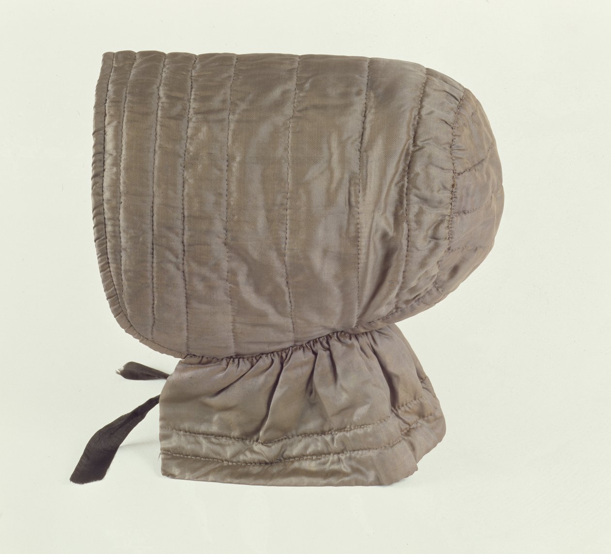 Quaker Bonnet, ca 1780 (textil) av American School