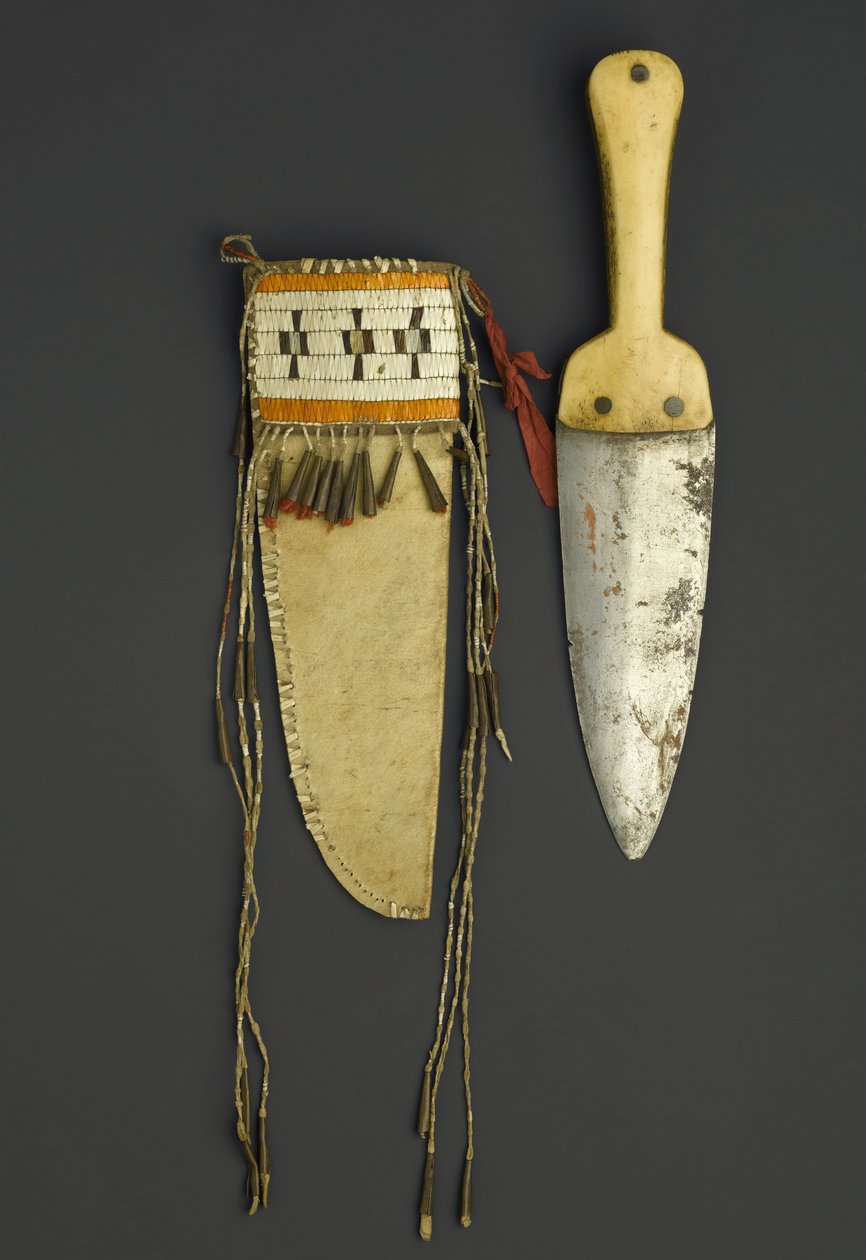 Skalperande kniv och slida, Eastern Sioux, från Fort Snelling, Minnesota av American School