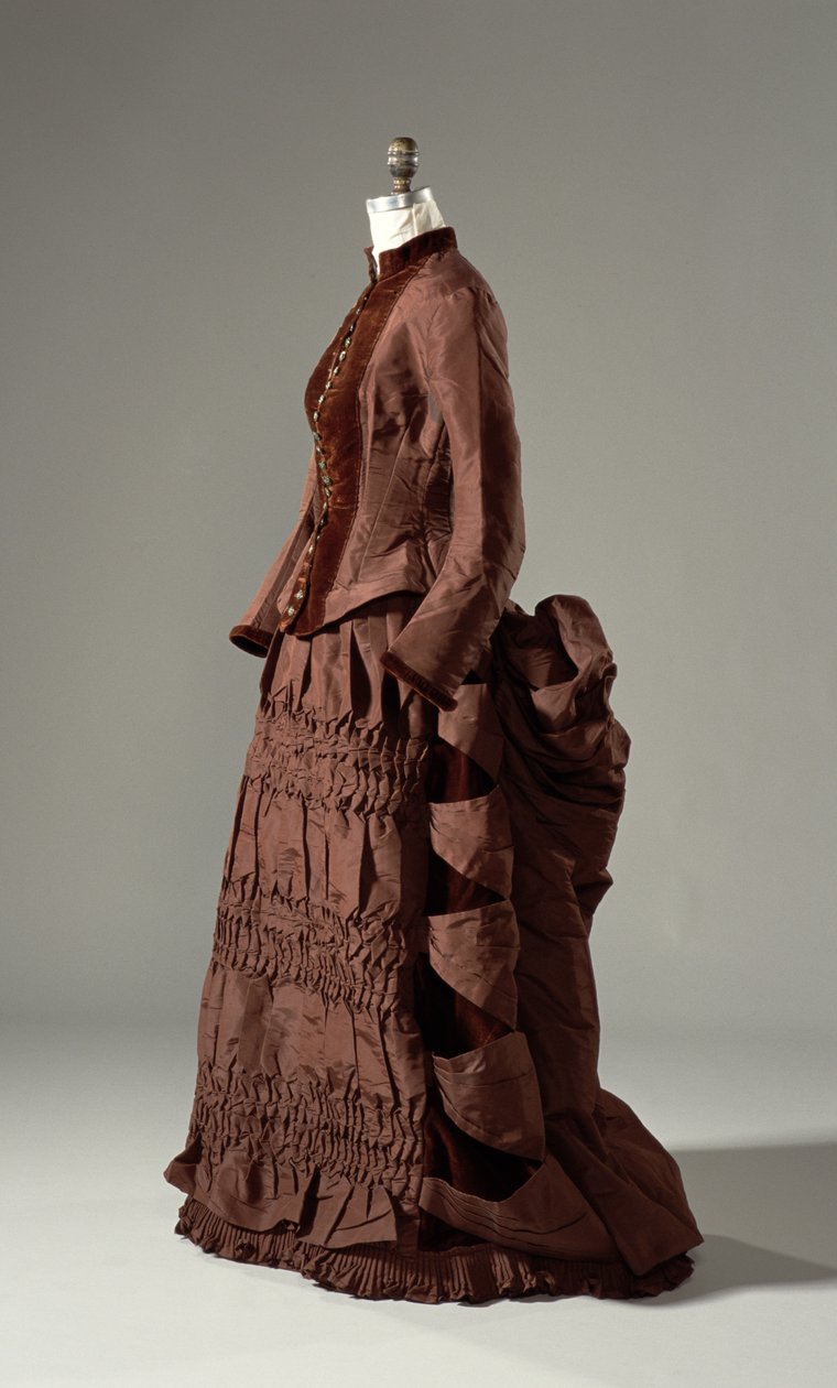 Gåklänning, ca 1880 av American School