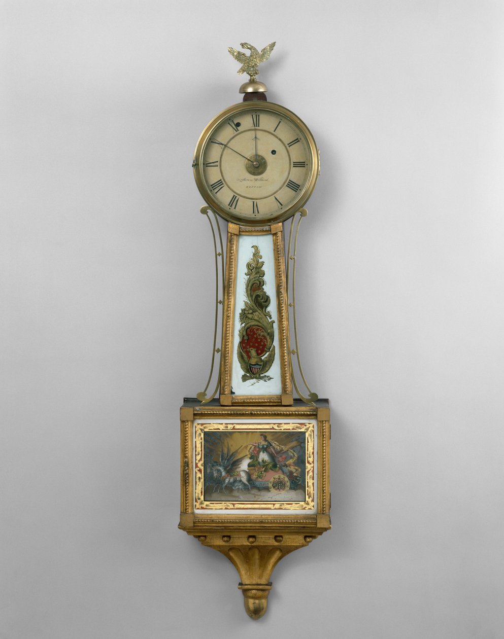 Väggklocka, från butiken av Aaron Willard Sr., eller Aaron William Jr., Boston, 1802-30 (förgylld furu, basträ, mahogny och svart körsbär) av American School
