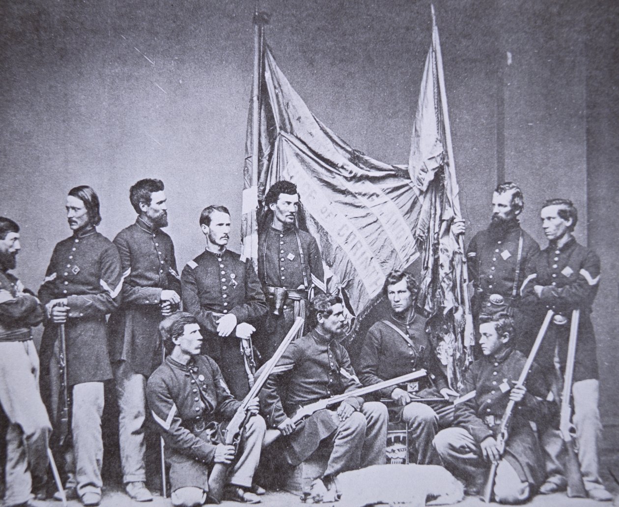Färgfest av 7th Illinois Infantry (s/v foto) av American Photographer