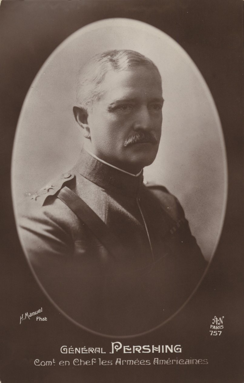 General John J Pershing (svartvitt foto) av American Photographer