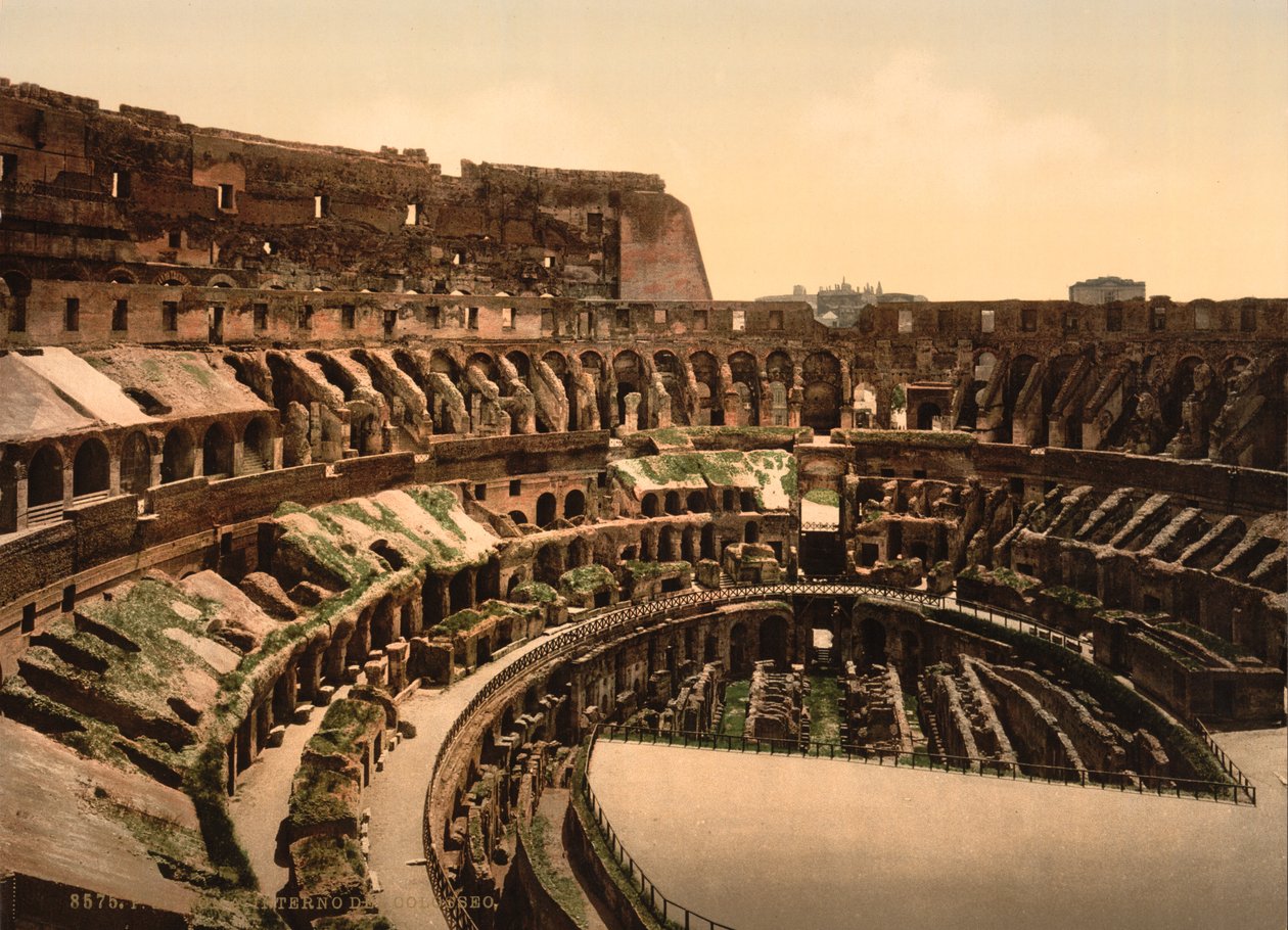 Interiör av Colosseum, Rom, ca 1890-1900 (fotomekaniskt tryck) av American Photographer