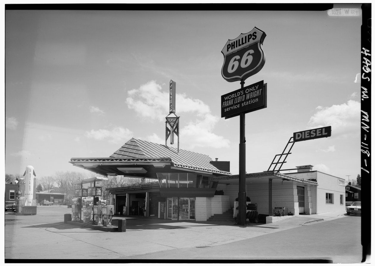 Lindholm Oil Company Service Station, Cloquet, Minnesota (s/v foto) av American Photographer