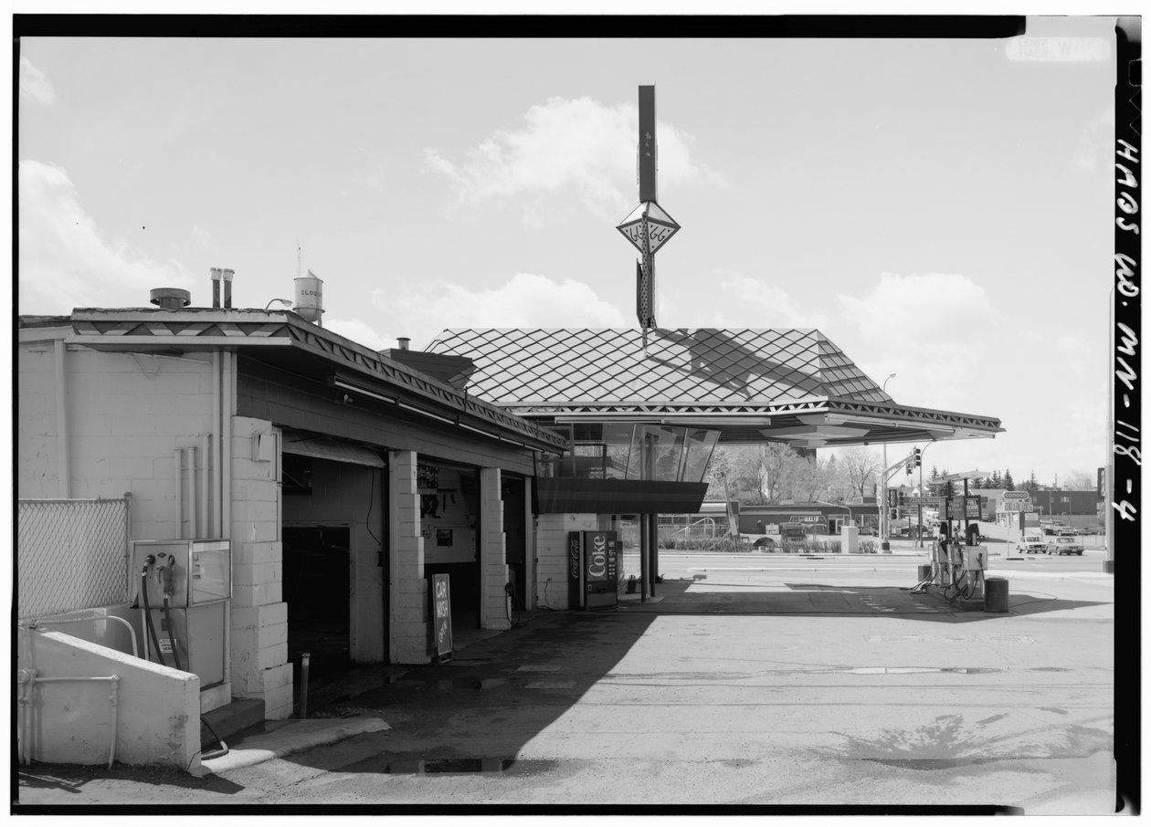 Lindholm Oil Company Service Station, Cloquet, Minnesota (s/v foto) av American Photographer