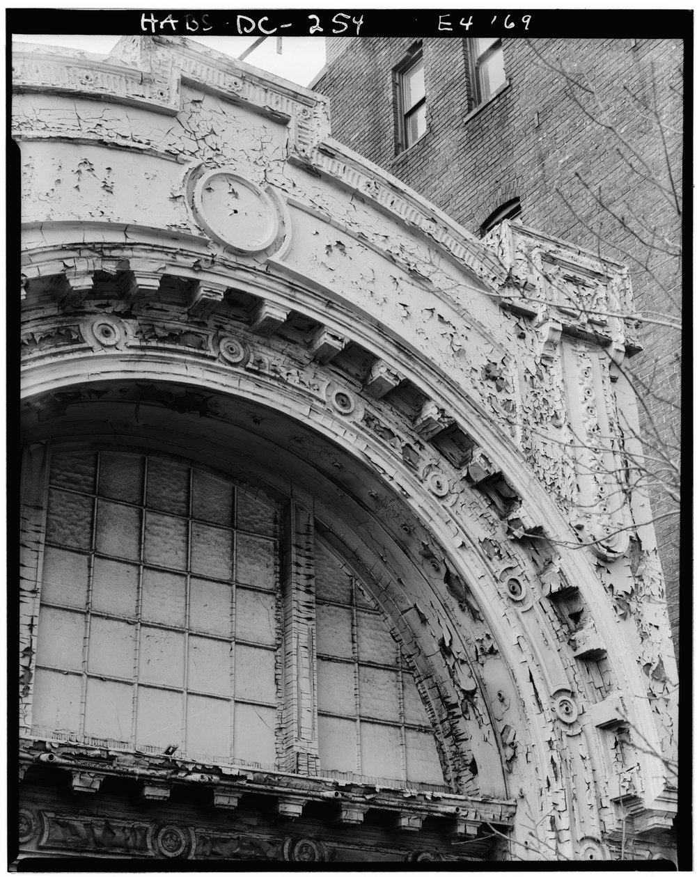 Mount Vernon Theatre, 918 Ninth Street Northwest, Washington, District of Columbia, DC, 30 november 1969 (s/v foto) av American Photographer