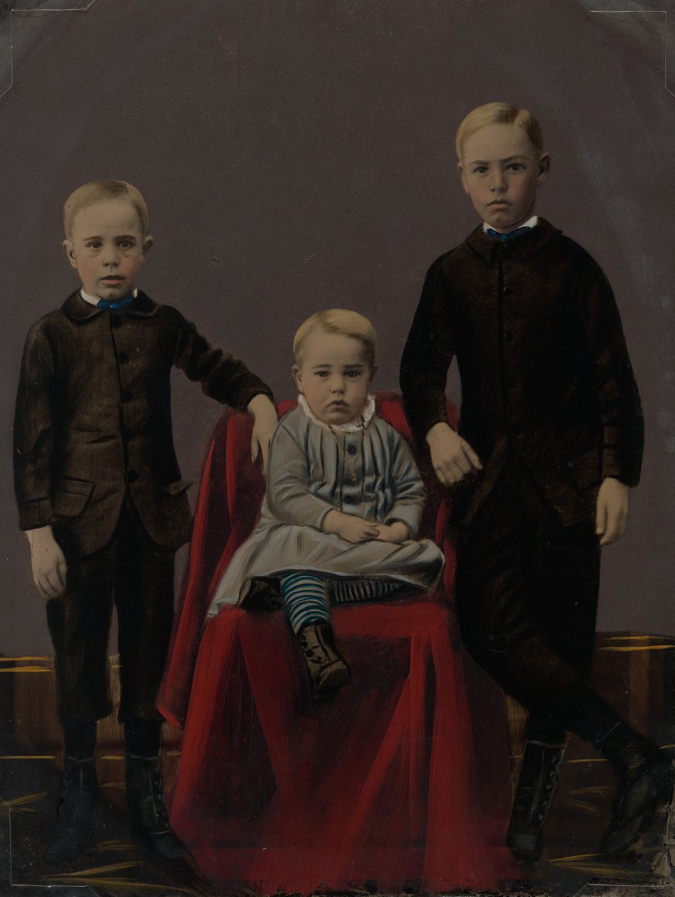 Porträtt av tre pojkar,1860-talet (foto) av American Photographer