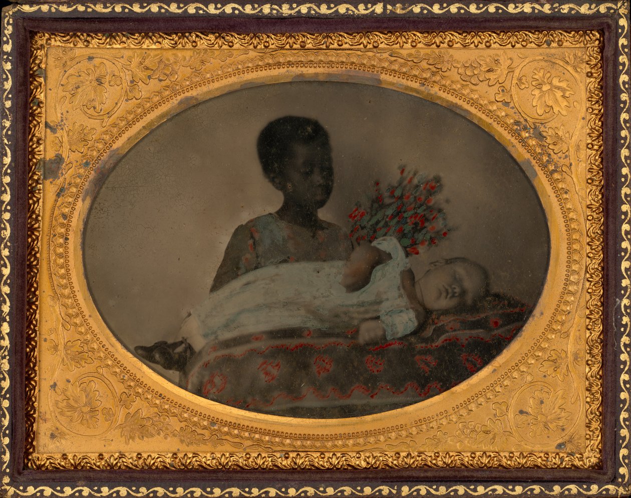 Porträtt av en flicka och ett postmortalt barn,ca. 1860 (foto) av American Photographer