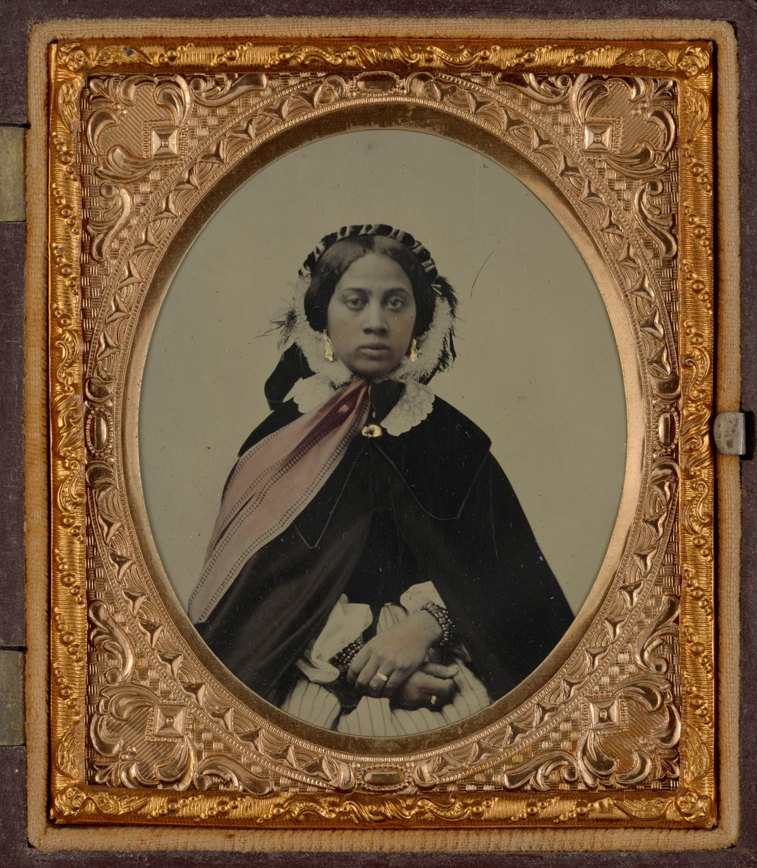 Porträtt av en kvinna, möjligen Josephine Folks,ca. 1860 (foto) av American Photographer