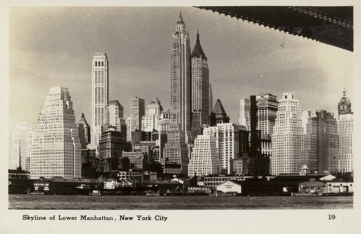 Skyline över Lower Manhattan, New York City, USA (svartvitt foto) av American Photographer