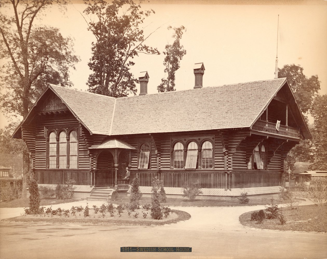 Swedish School House, Centennial Exposition, Philadelphia, 1876 (silveralbumintryck) av American Photographer