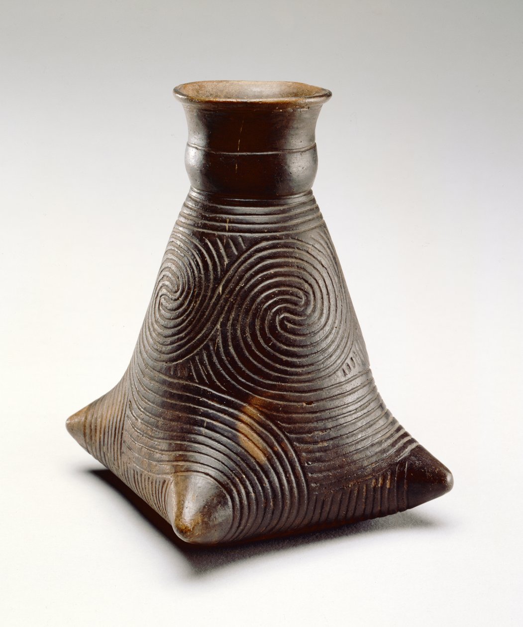 Caddo inskuren flaska, 1200-1500 (keramik) av American School