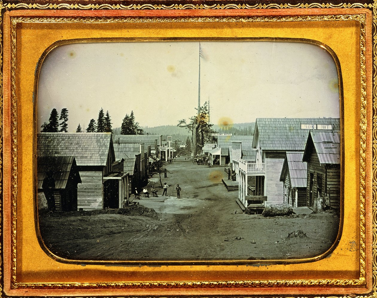 California Gold Mining Town, ca 1852 (halvplåtsdaguerreotypi, präglat läderfodral) av American School